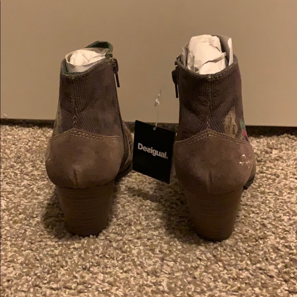 Booties - Picture 4 of 5